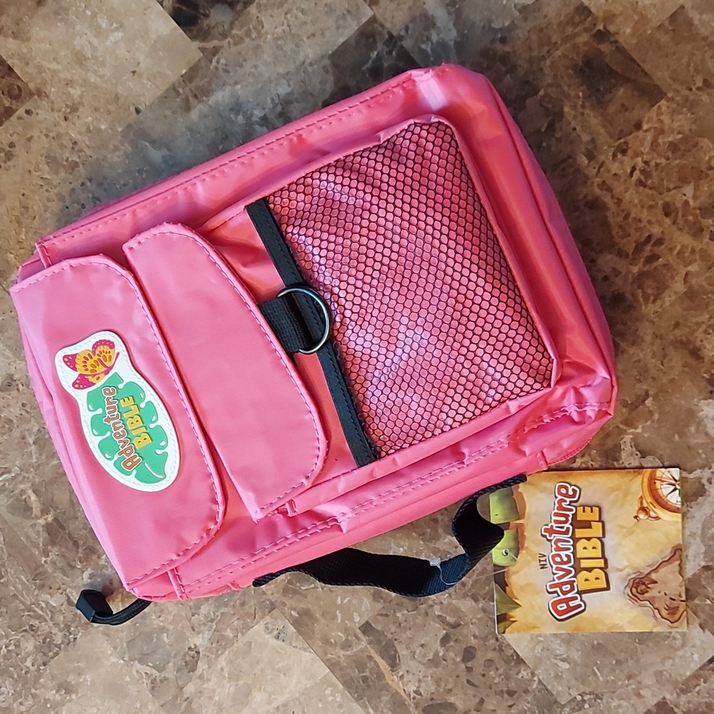 🌷HOST PICK! 🌷 Adventure Bible cover, NWT